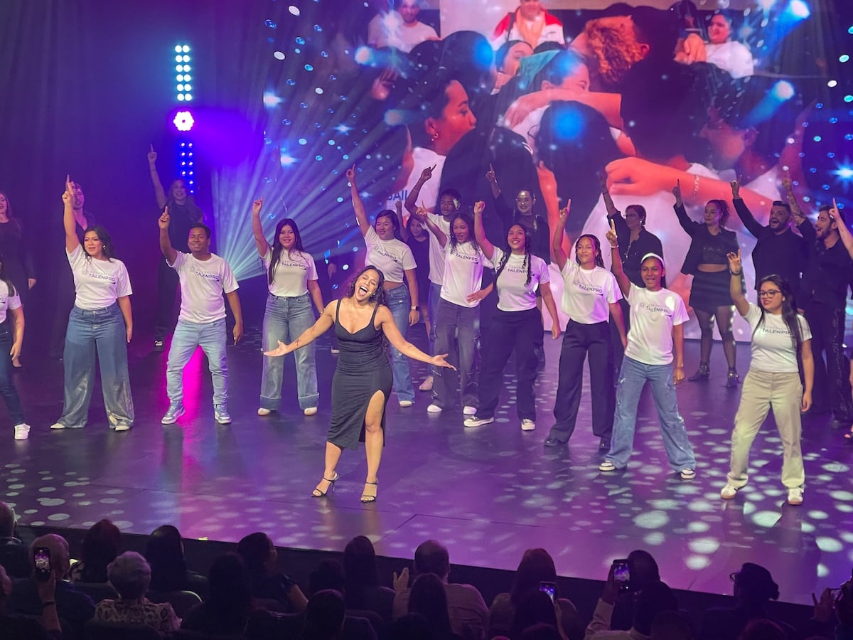 Erika Ender El Musical: El show que convierte éxitos en una historia humana 