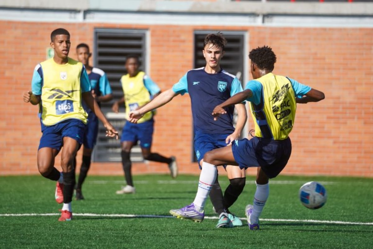 Sub-17 de Baloy no afloja: entrenan duro en fiestas de fin de año