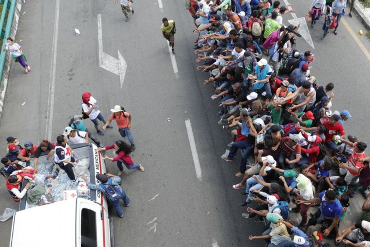 Caravana hondureña hacia los Estados Unidos es financiada por Venezuela