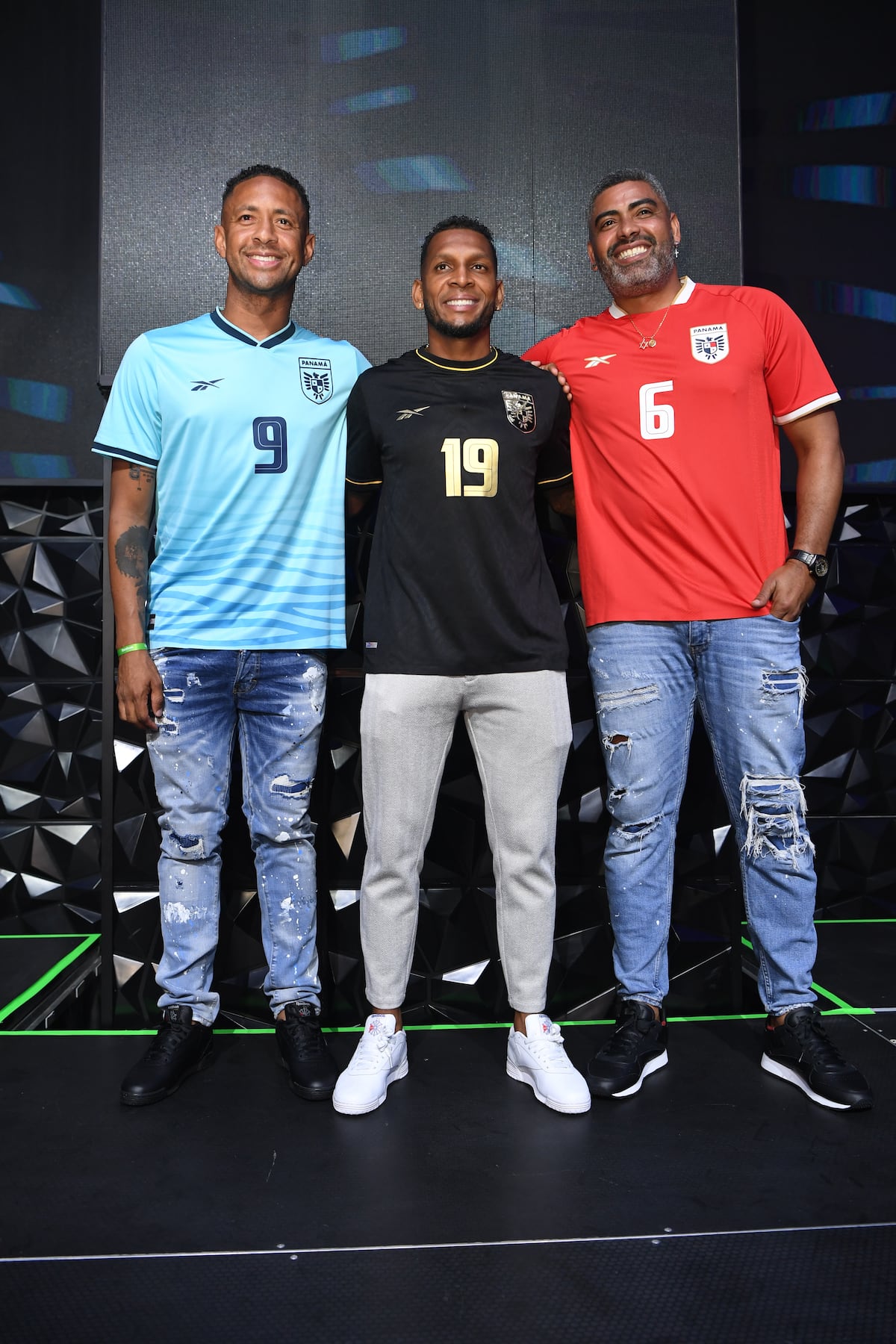 Reebok y Fepafut presentan la piel oficial para las eliminatorias del Mundial 2026