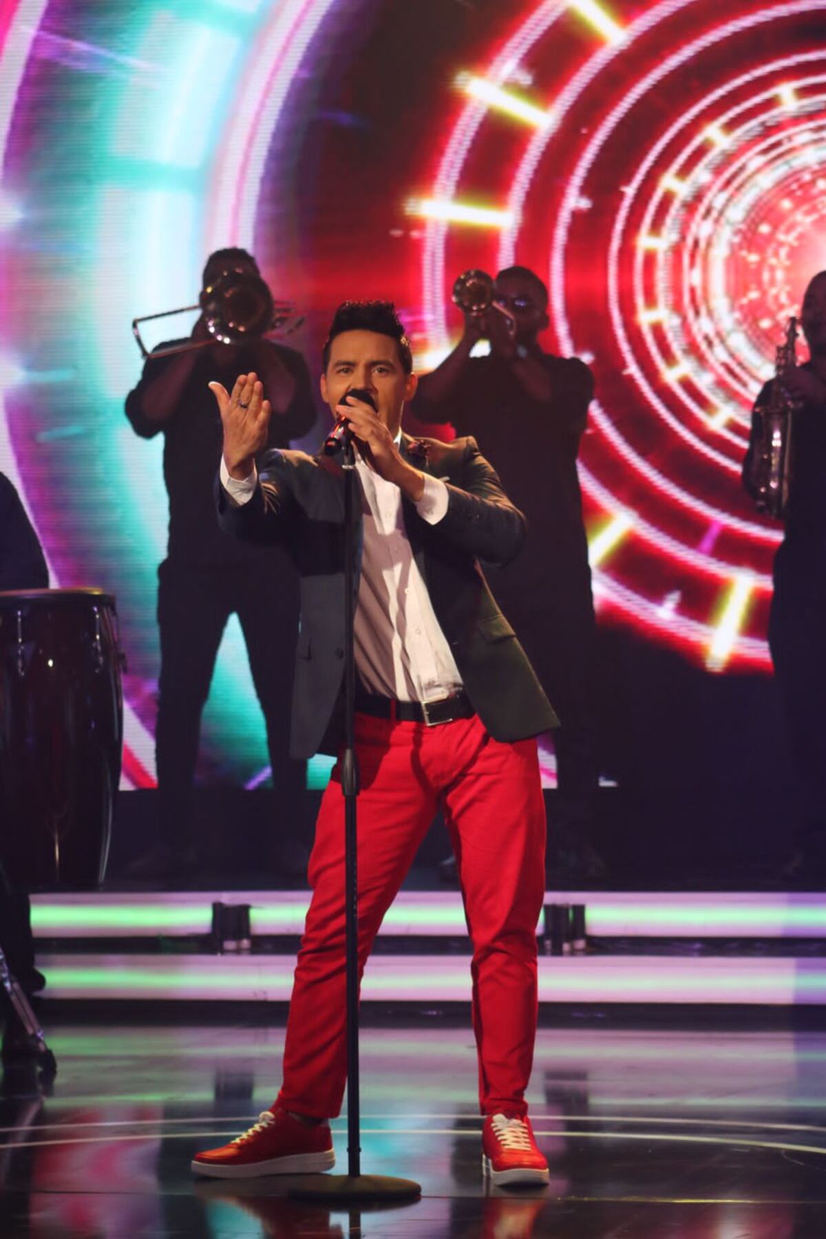 Eddy Herrera faltó a un ensayo y sale de ‘Yo me llamo’