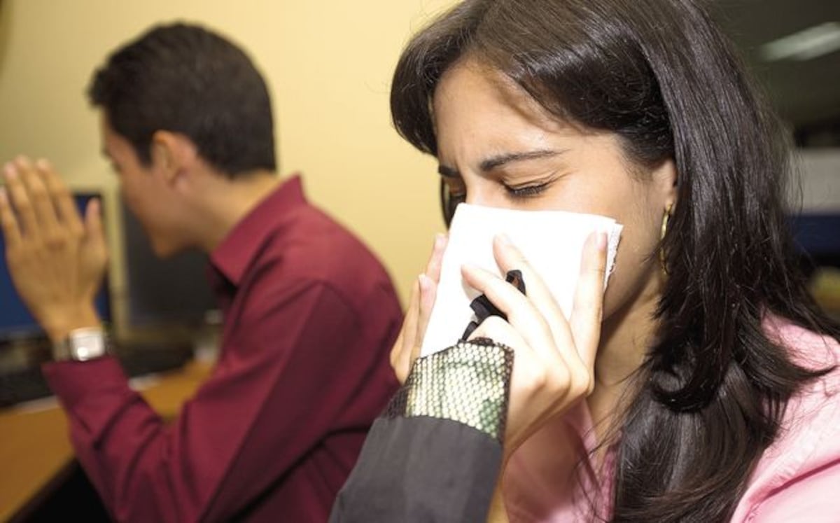 Tenga cuidado con la influenza en la oficina 