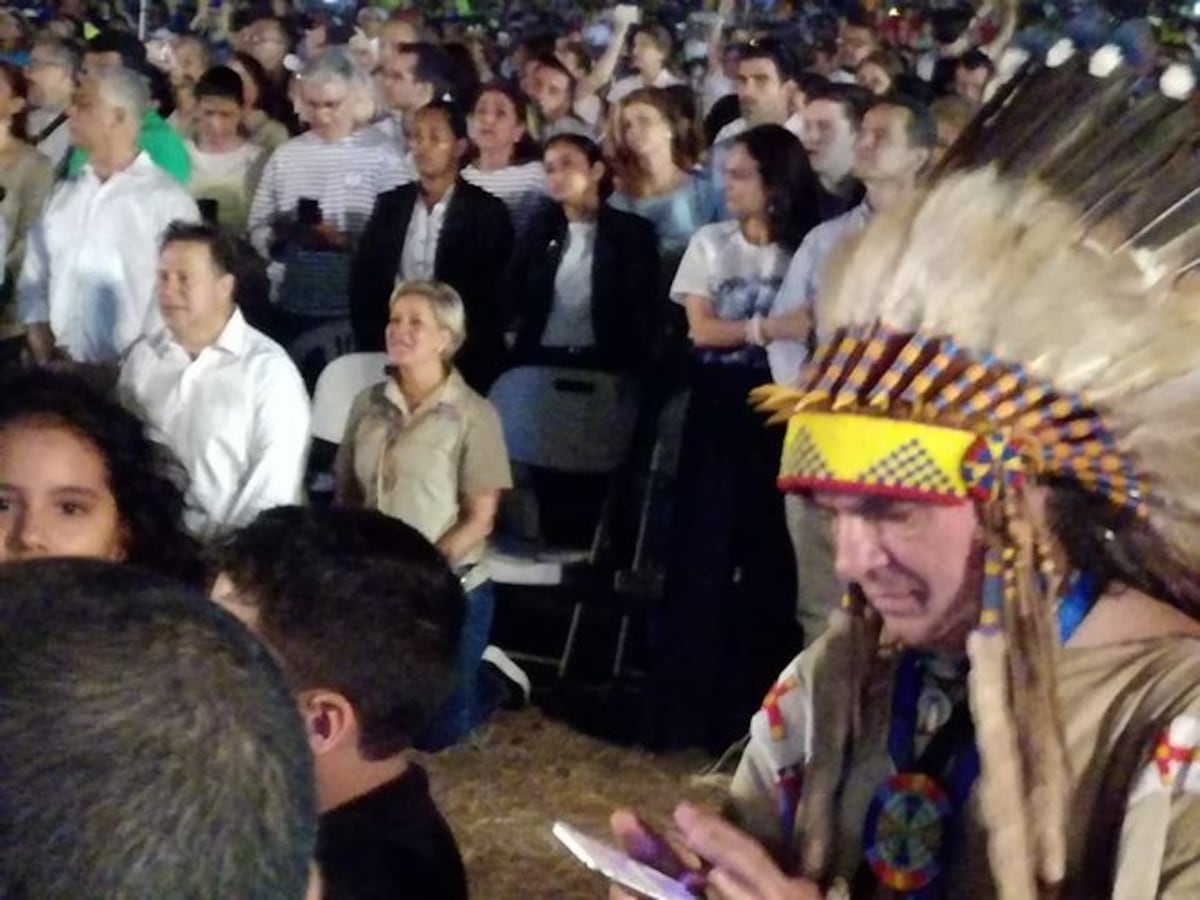 'María era la 'influencer' de Dios', dijo el Papa en la vigilia de Metro Park