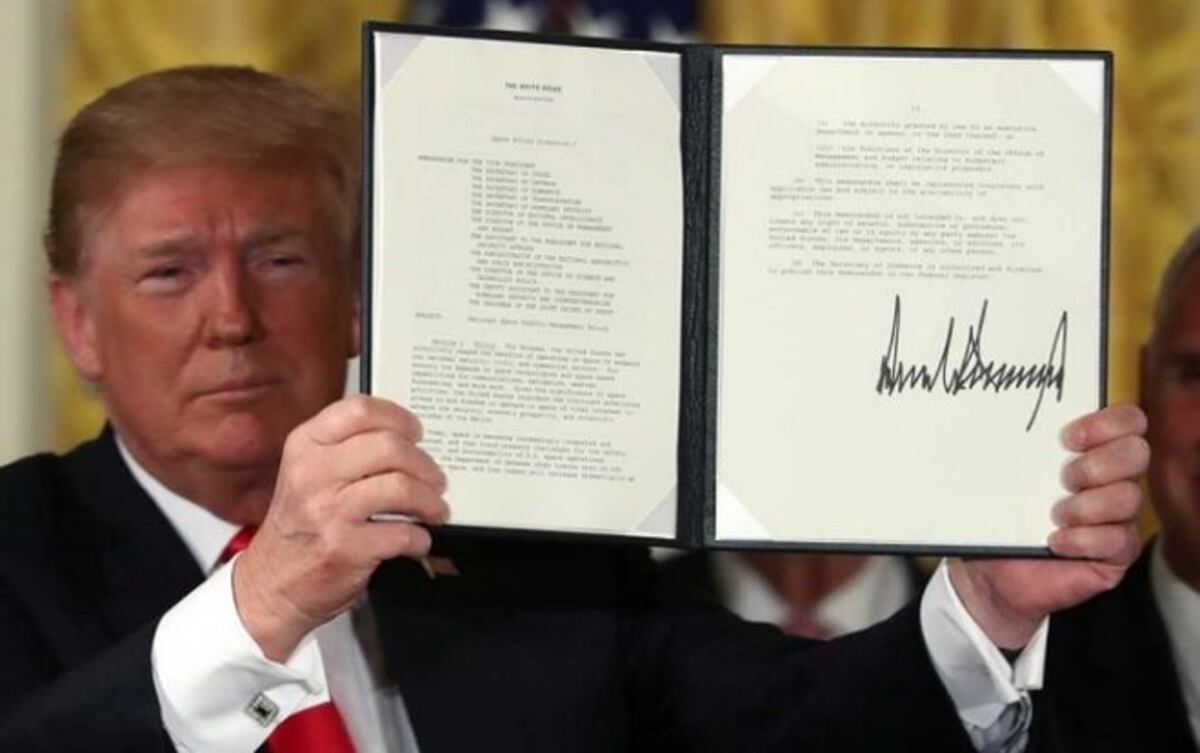 Donald Trump oficializa creación de Ejército espacial de Estados Unidos 