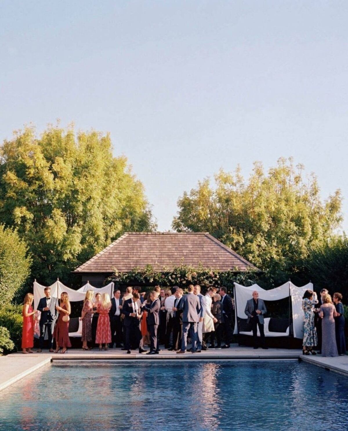 La actriz Gwyneth Paltrow se casó con el director de TV Brad Falchuk 