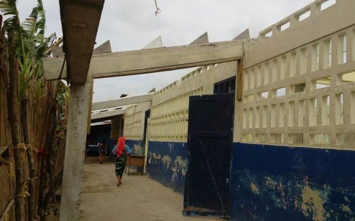 ¡SIN TECHO! Así se encuentra la escuela de Gardi Dubbile en Guna Yala |VIDEO