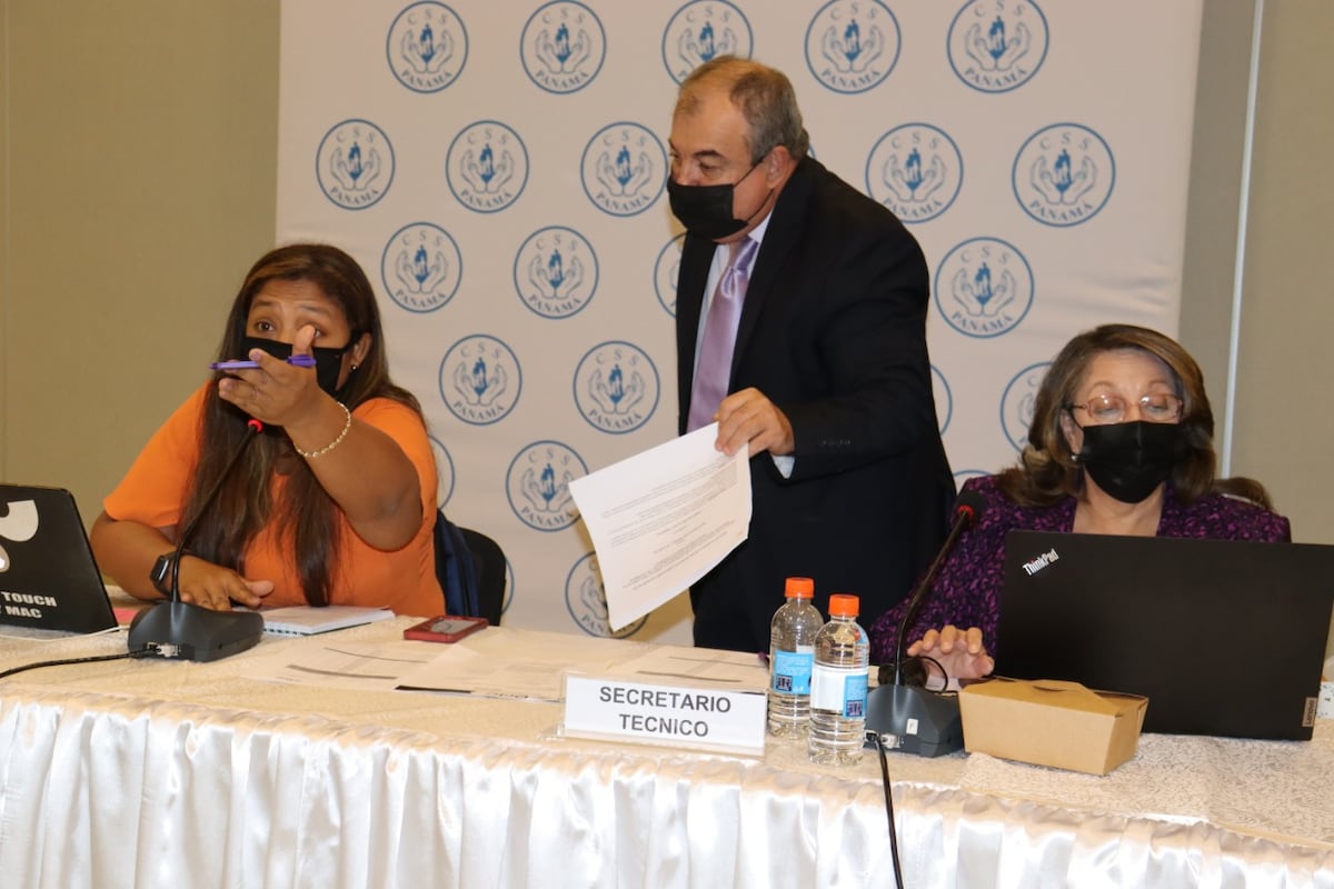 Plenaria del Diálogo por la Caja de Seguro Social rechaza propuestas