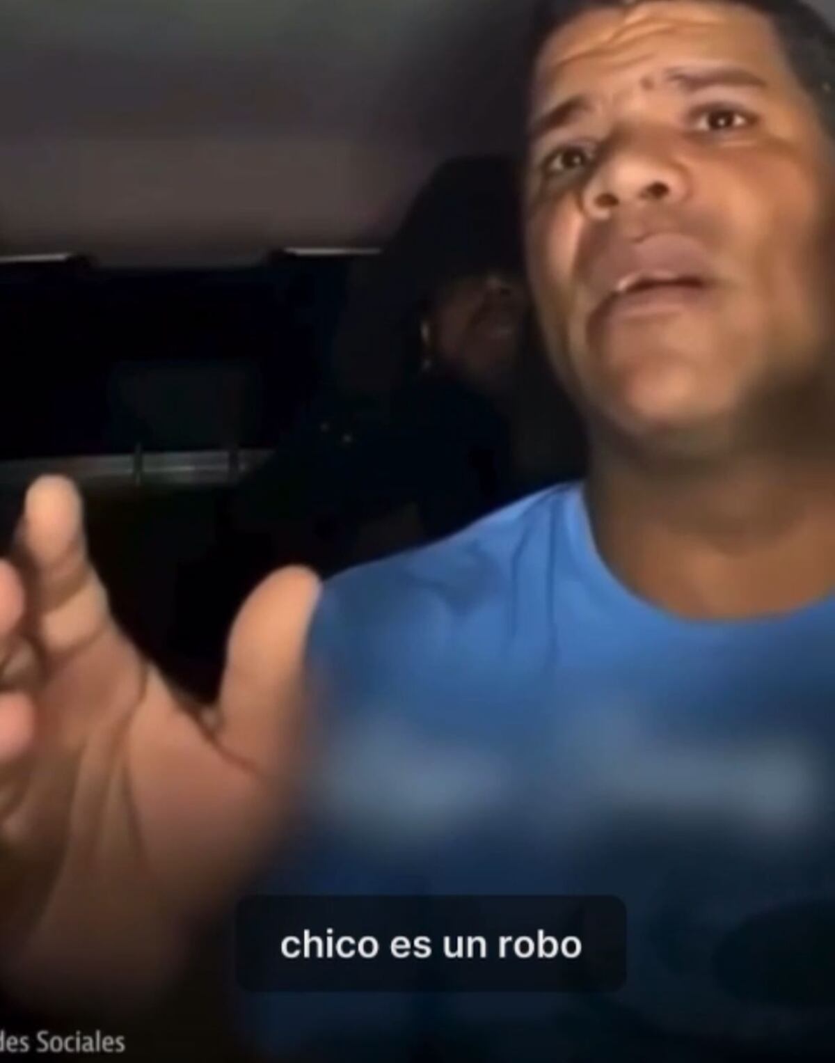 Actor por necesidad: taxista evita asalto fingiendo infarto en pleno viaje