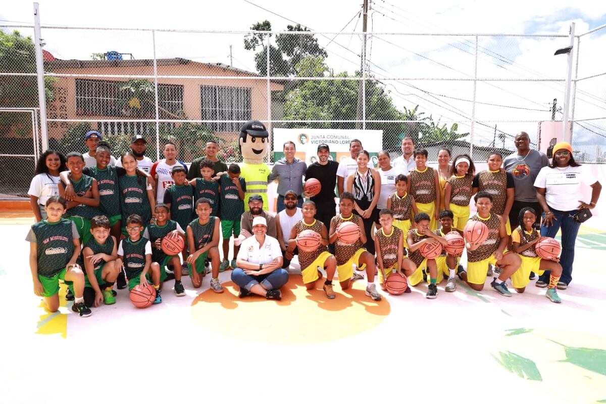 Donde había basura hoy hay goles: cancha de Victoriano Lorenzo recuperada