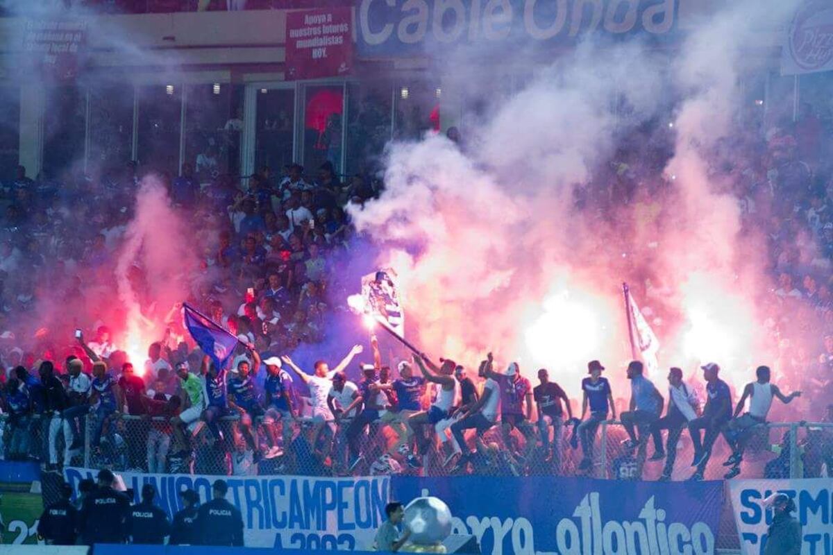 Fepafut sanciona al Árabe Unido a cinco partidos como local, pero sin fanáticos