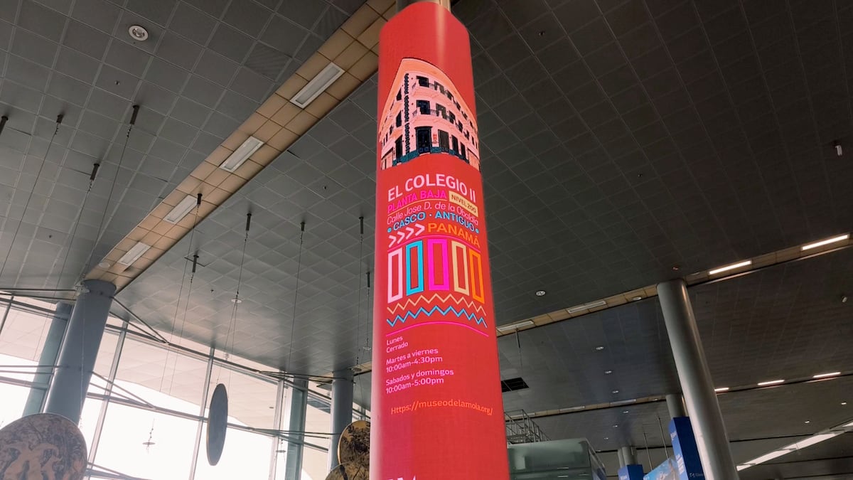 ¡La mola cruza fronteras! Destacan la cultura Guna en aeropuerto de Bogotá