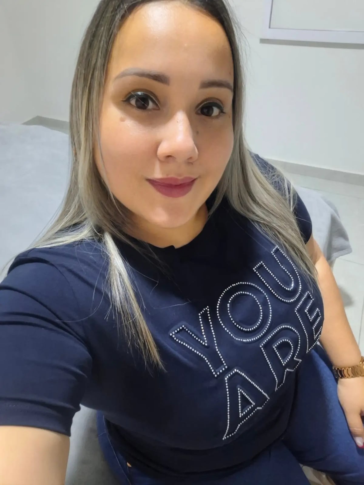 VIDEOS | ‘Instrúyanse un poquito antes de comentar’: Cantante Madeline Pineda aclara qué hay detrás de su contenido exclusivo