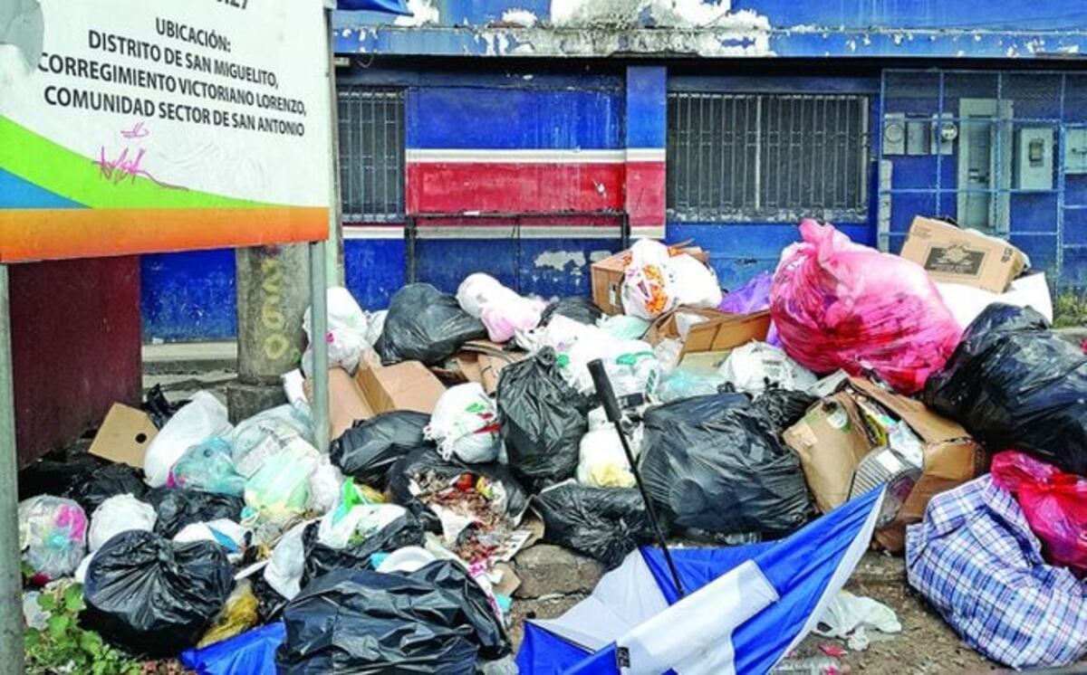 Anuncian que no recogerán basura en San Miguelito este lunes. Hay pleque pleque entre IDAAN y Revisalud 