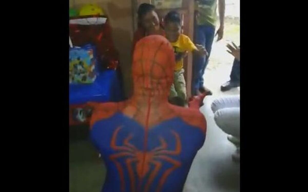 ¡AJÁ! Chequee lo que la Policía le hizo a un niño en Bocas |VIDEO