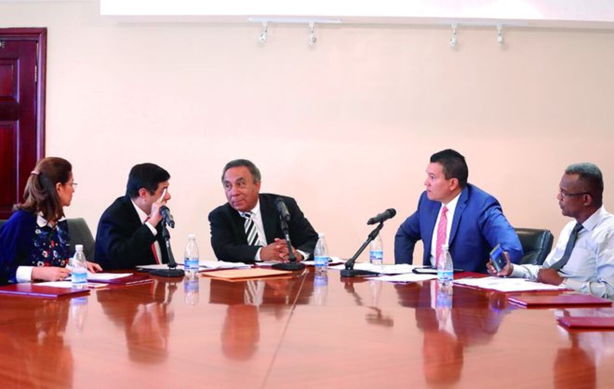 Comisión de Gobierno  decidirá sobre la propuesta de 'muerte civil' 