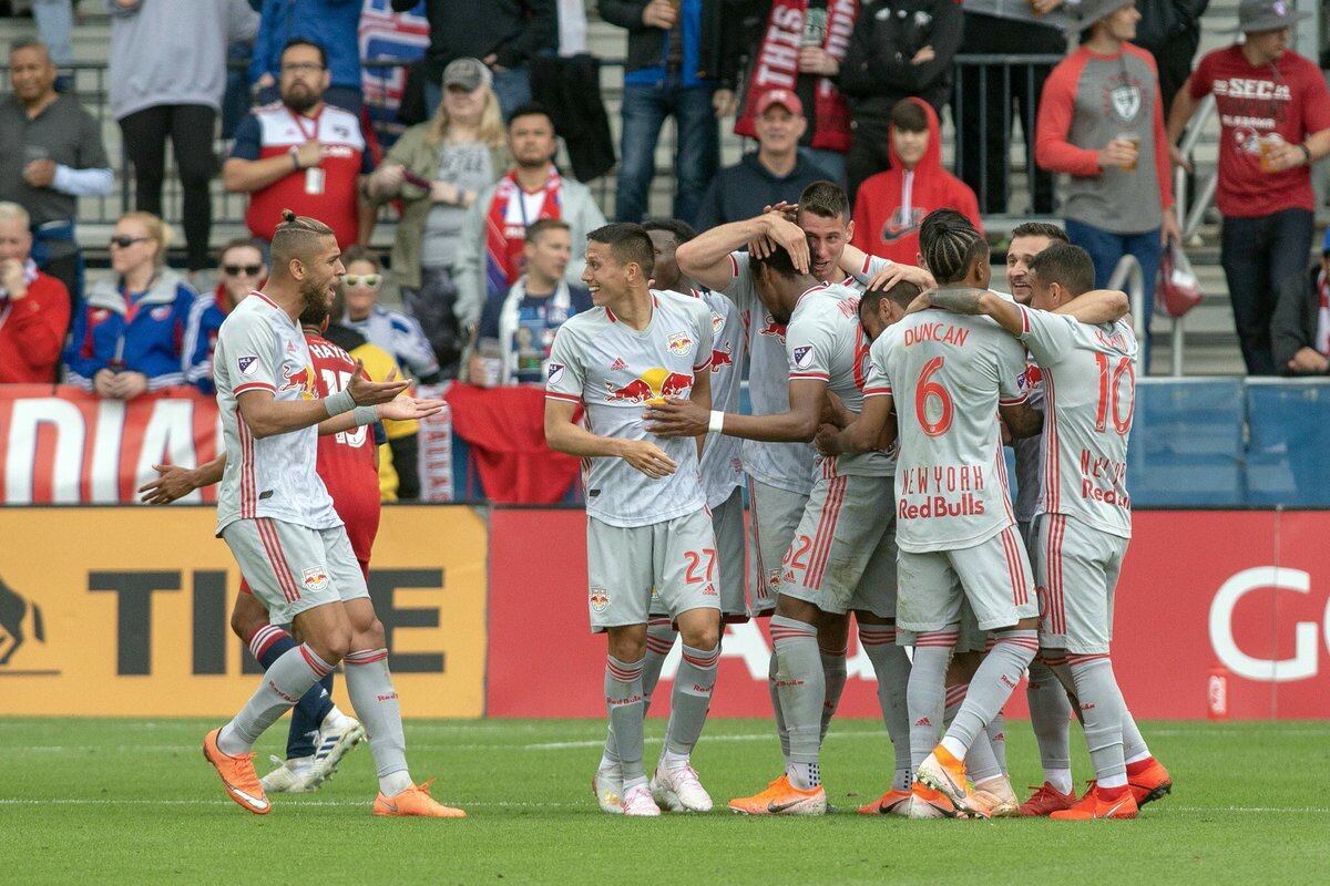 Murillo vuelve a ser titular y Red Bulls vence al FC Dallas