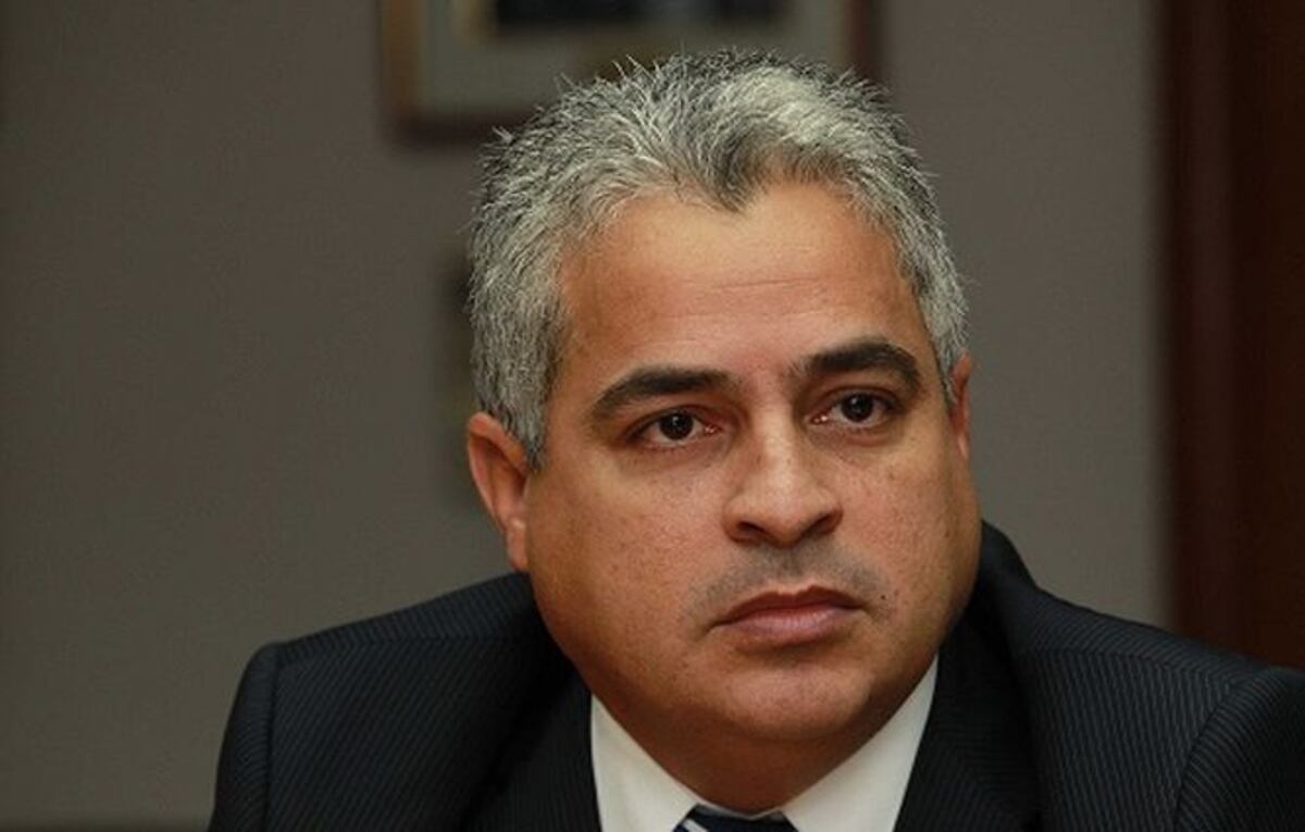 El magistrado Hernán De León Batista aspira a permanecer en el cargo