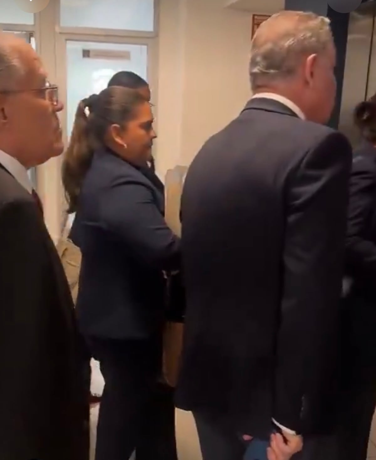 Validan videos en caso que involucra a Anel Flores por irrupción en Fiscalía