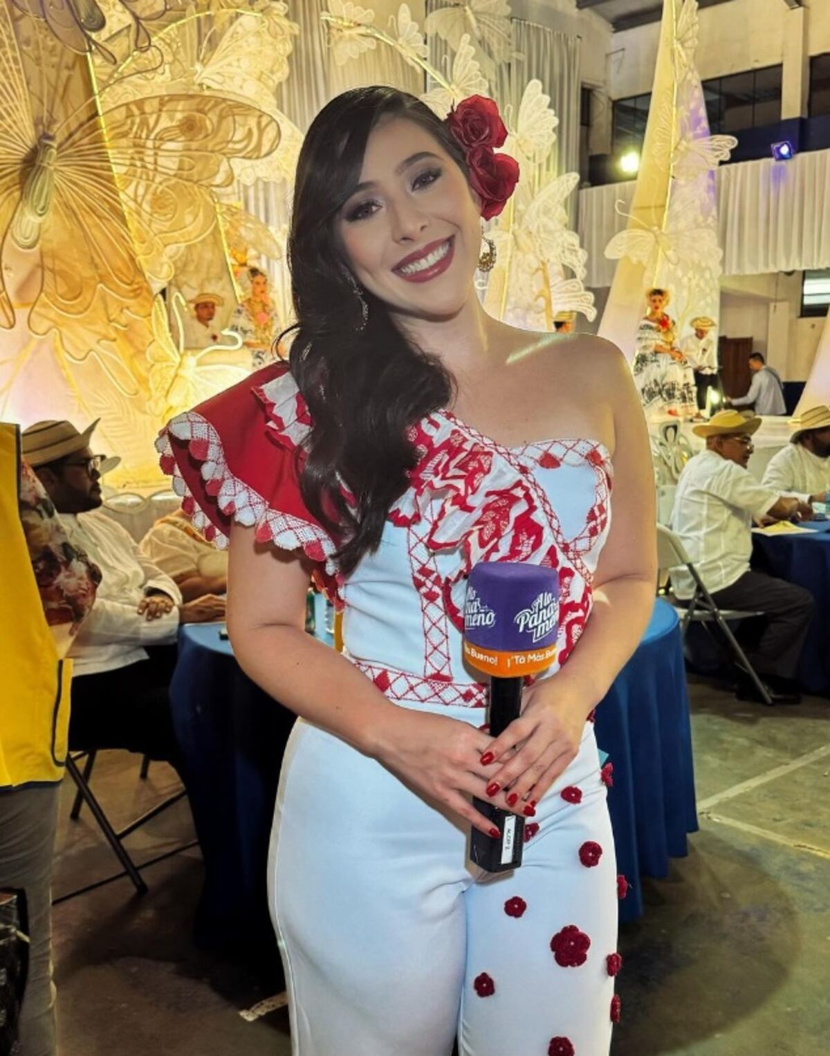 Tremendo trepaquesube: Doralis Mela le saca los trapitos a Fulvia de ‘A lo panameño’ por su auxilio económico