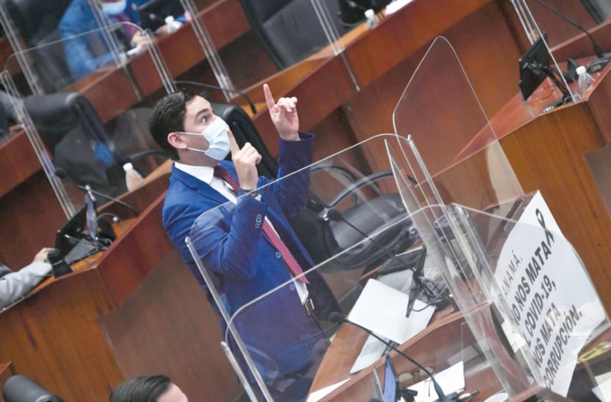 Declaran sesión permanente por reelección de la rectora de la Unachi. Juan Diego Vásquez revela conversaciones en el Chanchoré. Audio