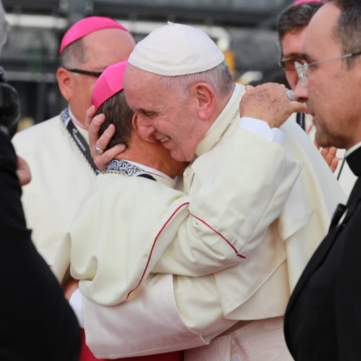 El monseñor José Dimas Cedeño habla de su amistad con el papa
