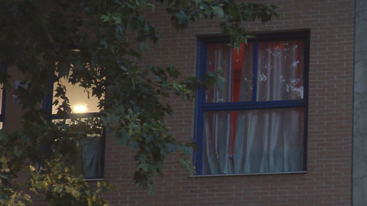 Prostitutas corretean a cliente que pagó con dólares falsos