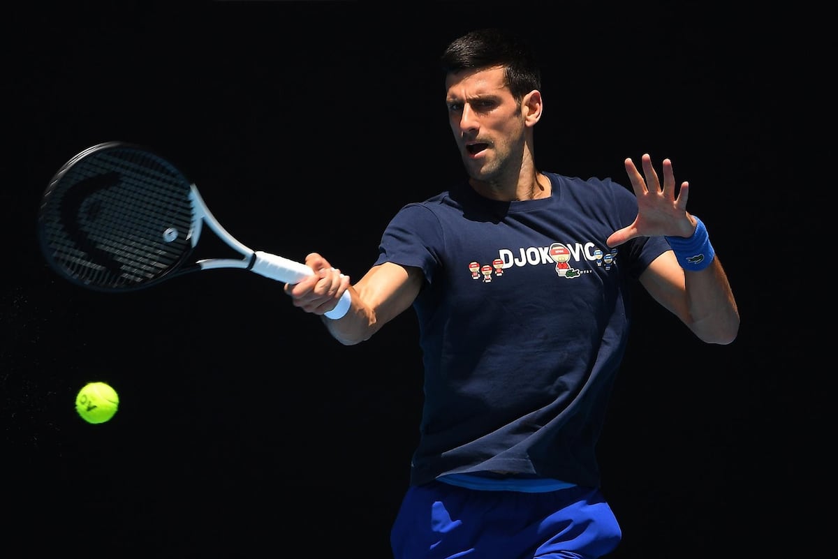 La prensa se ensaña con Djokovic luego de que el serbio confesara que mintió