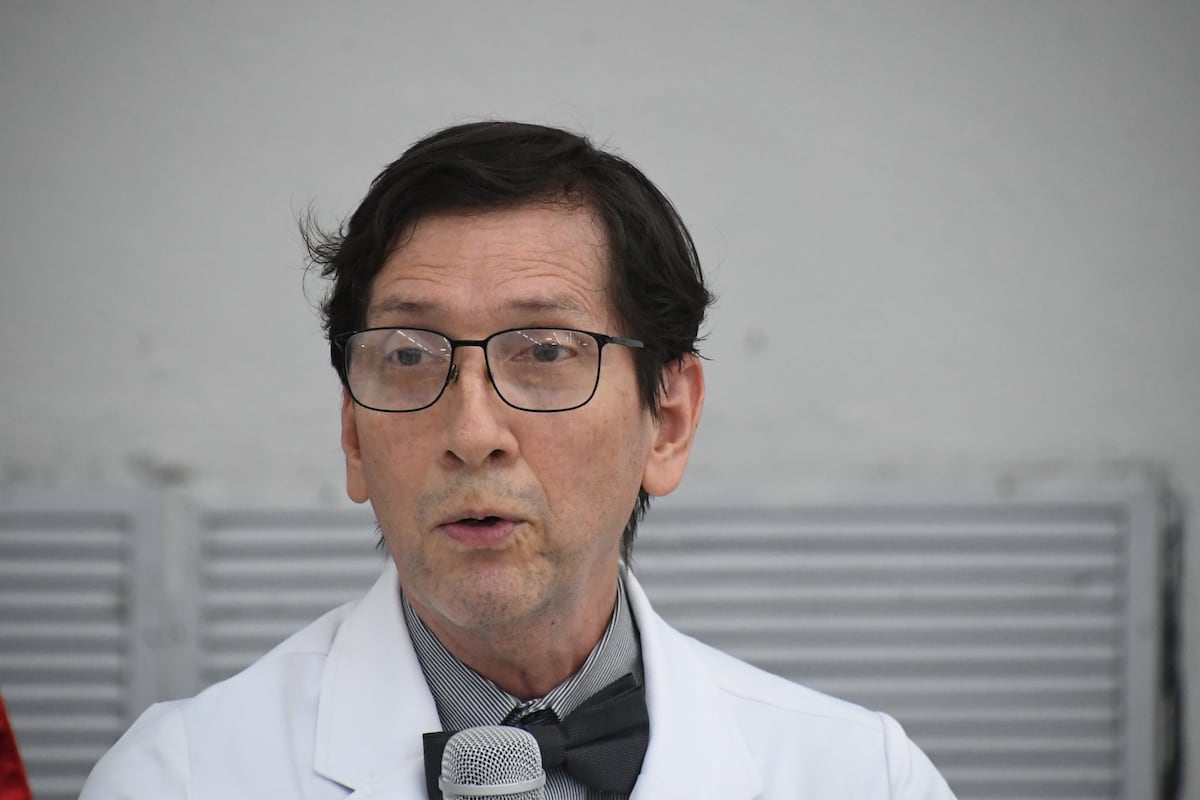 Defienden al Dr. Iván Sierra: protesta en Cinta Costera por condena controvertida