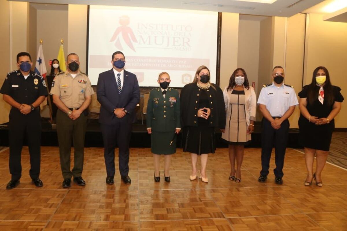 Inamu celebra el primer Foro de Mujeres Constructoras de Paz