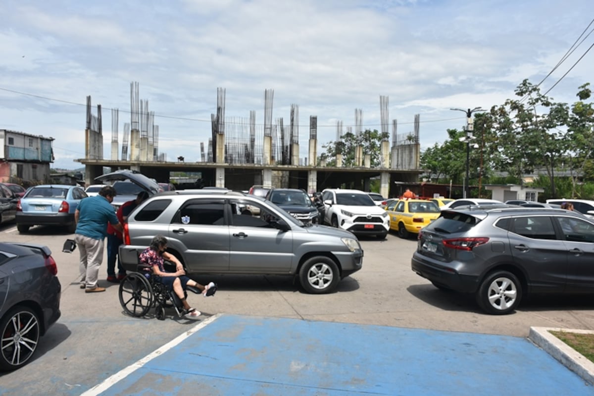 Tuvieron que pasar 10 años para que se reactivara la construcción de los estacionamientos en la JJ Vallarino