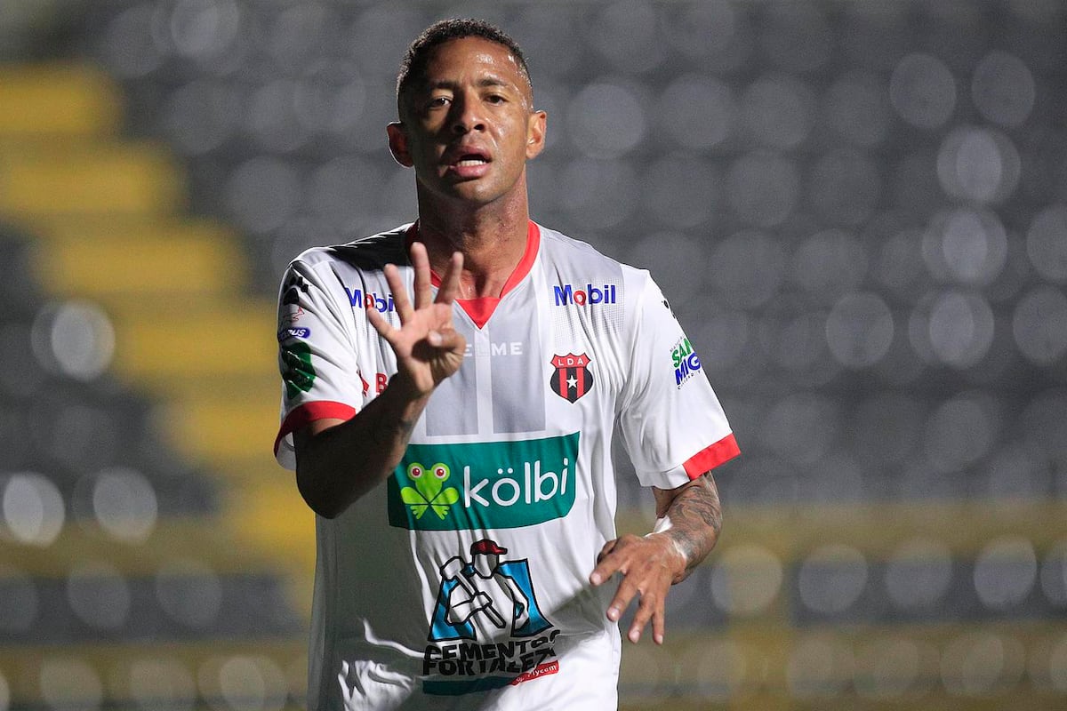 EL futuro de Gabriel Torres podría seguir estando ligado al fútbol de Costa Rica