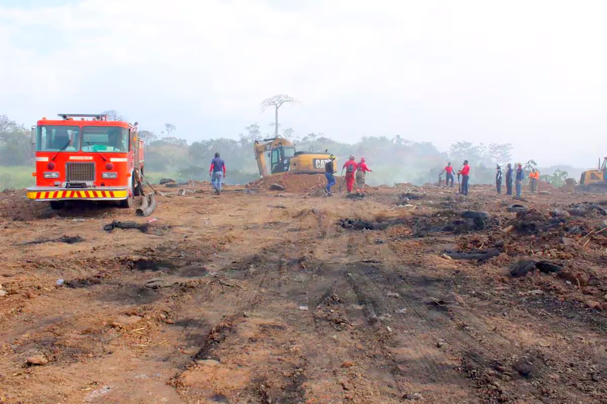 Bomberos actúan rápidamente para mitigar los riesgos de incendios en Cerro Patacón