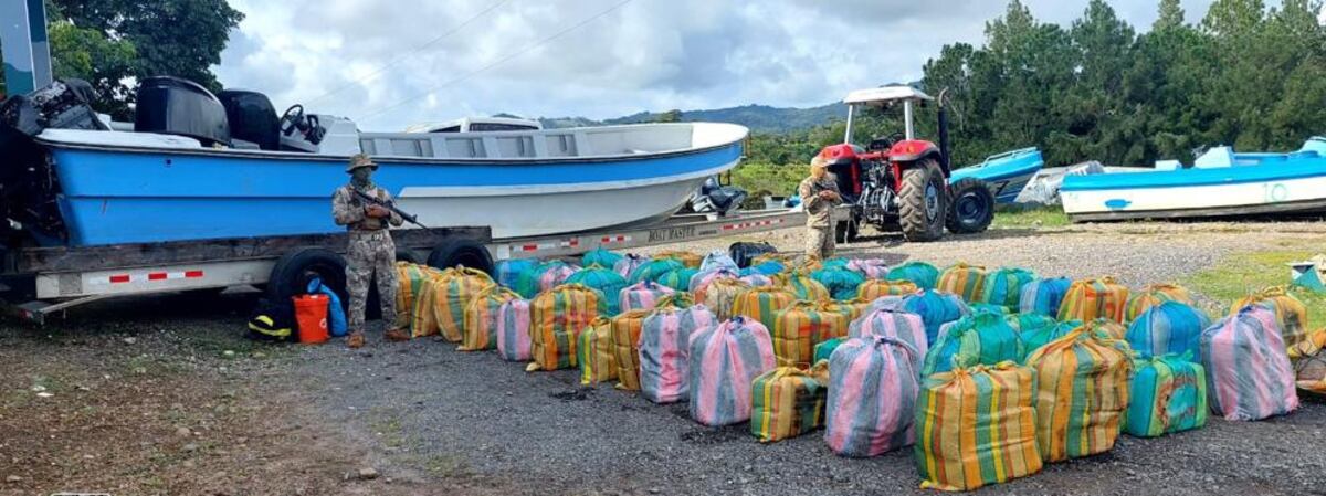 Se incautan de 2 mil 172 paquetes de droga al sur de Punta Burica, Chiriquí