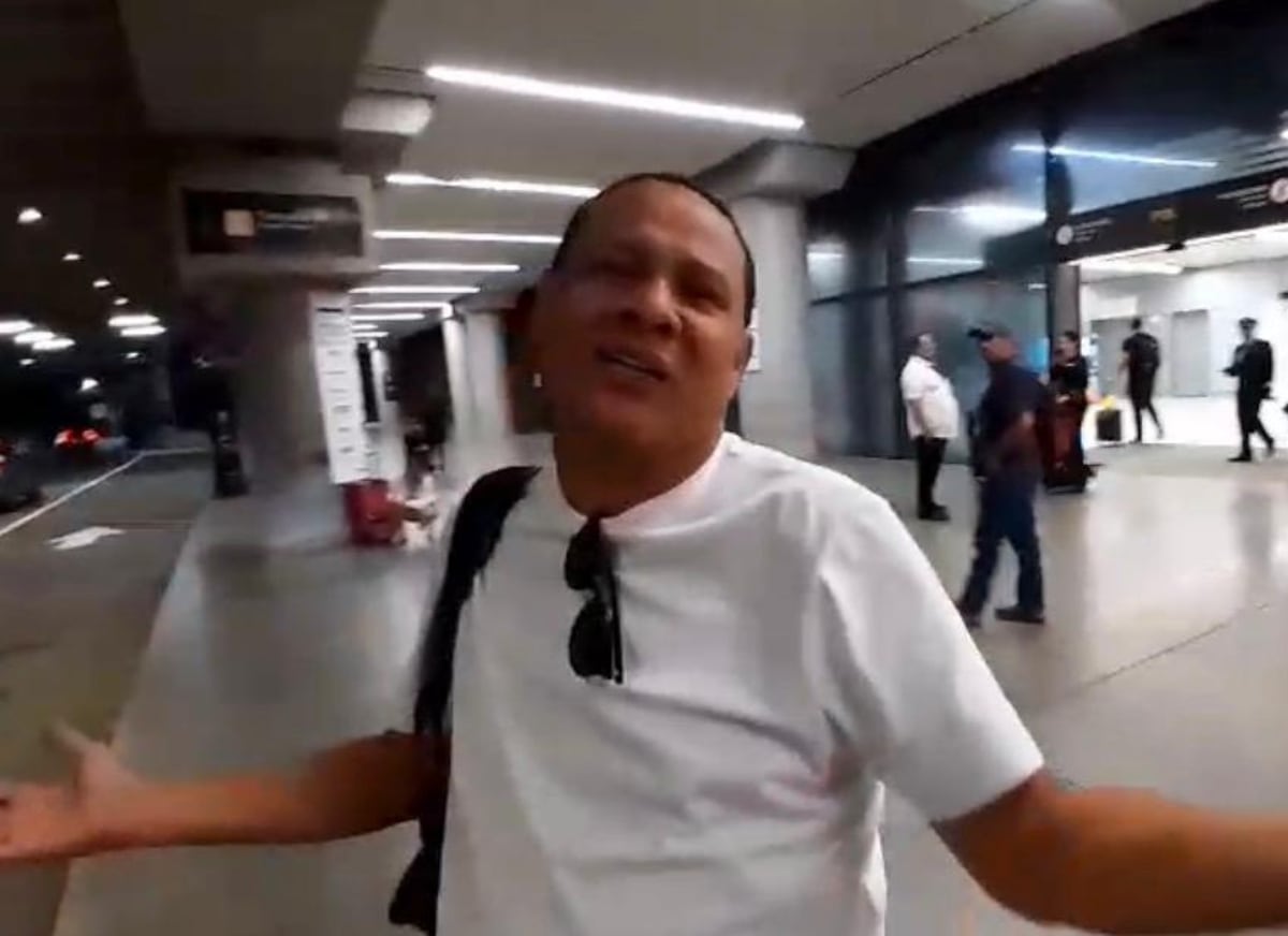 Lo echaron para atrás