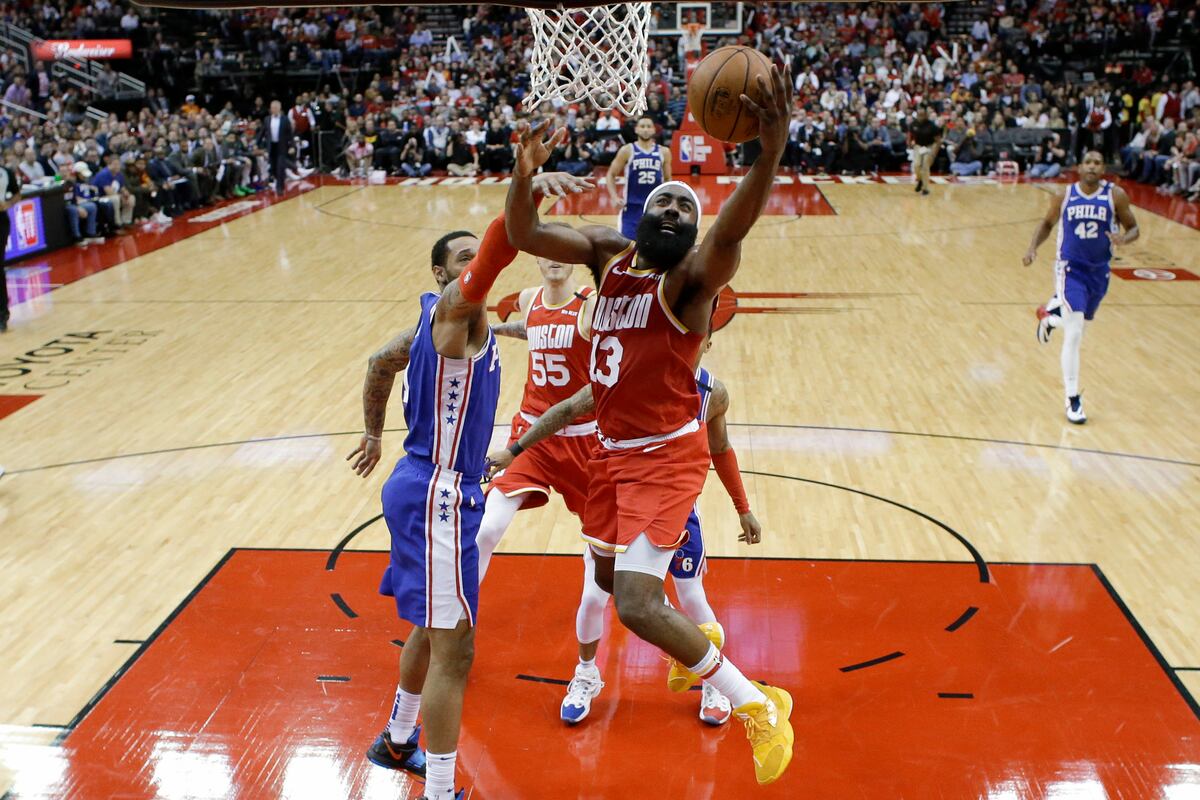 Con 44 puntos de Harden, Rockets derrotan a 76ers