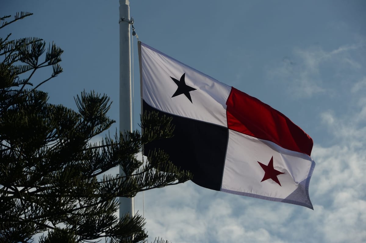 Lámina #27. Tu Patria, tu Historia: Joaquín Beleño: El cronista urbano que retrató el alma de Panamá