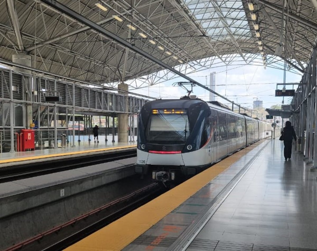 El Metro estará activo hasta medianoche: Disfruta del desfile sin apuros