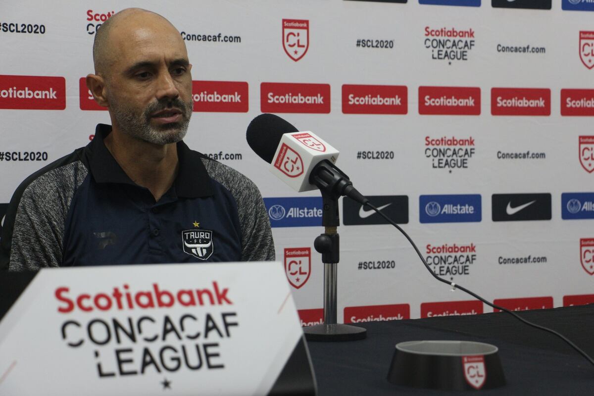 Rueda la cabeza del técnico del Tauro F.C. tras flojo comienzo