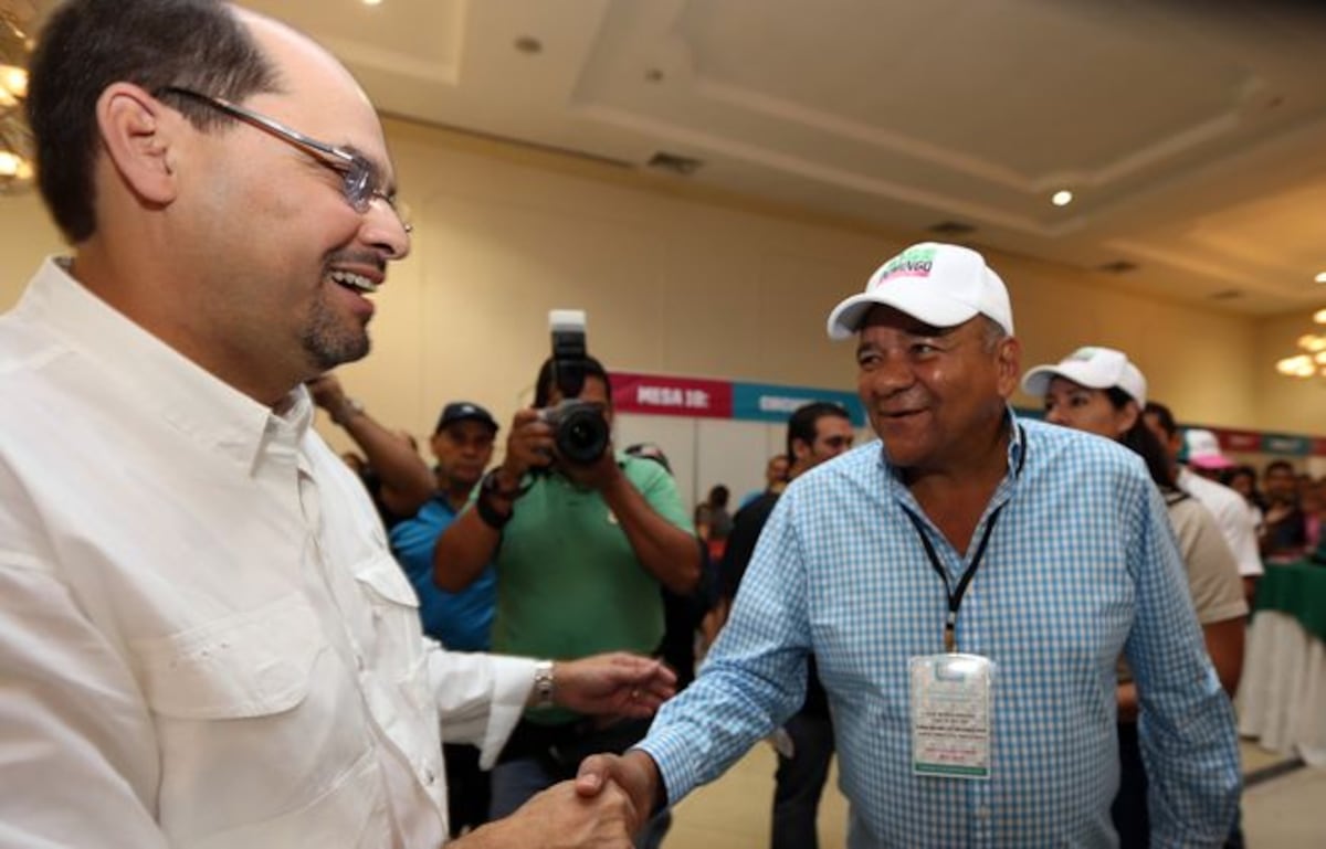 ¡CAMBIOS! Revelan posibles salidas en el CD luego del triunfo de Roux