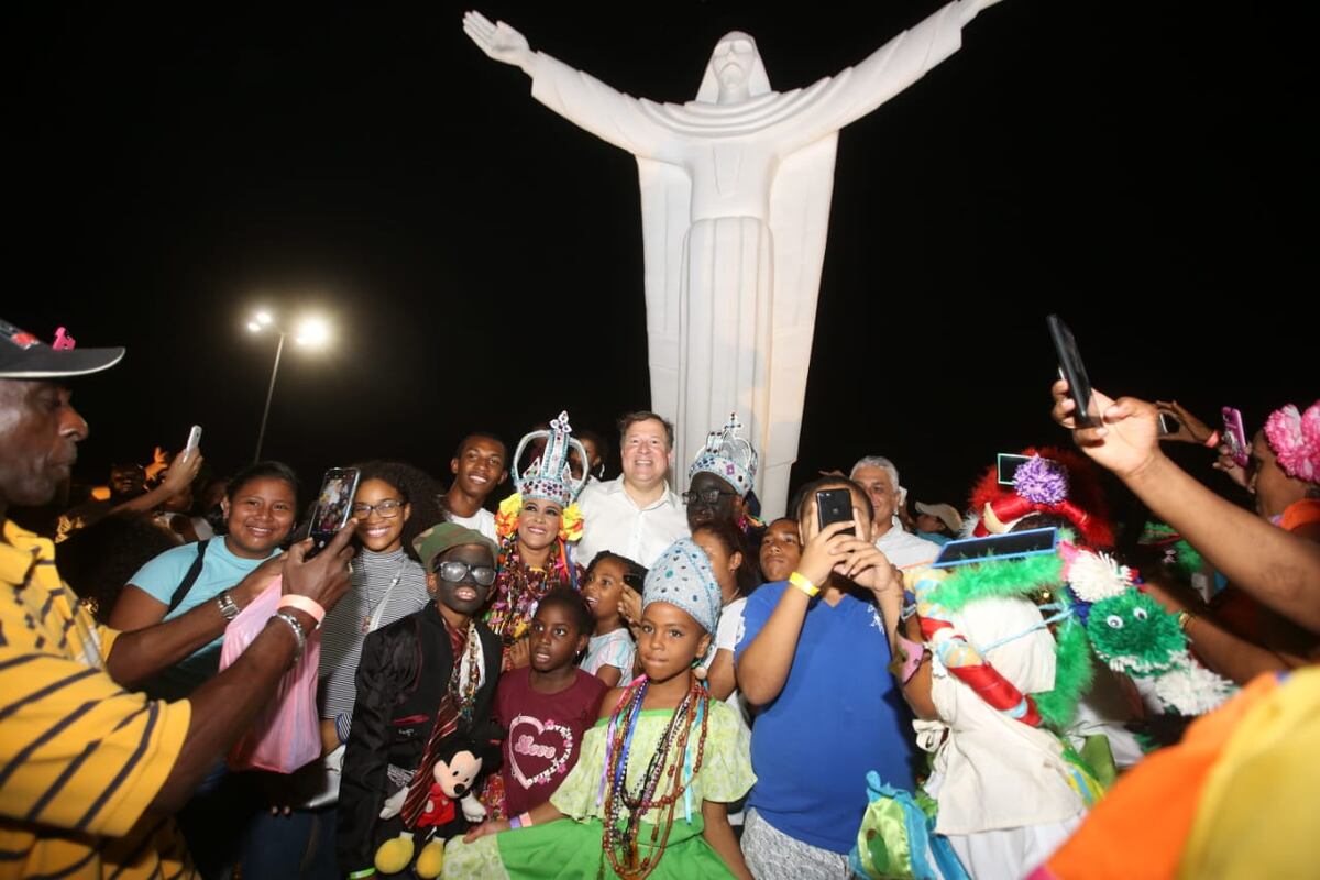 Inaguran el Paseo Marino II de Colón y entregan apartamentos de renovación 