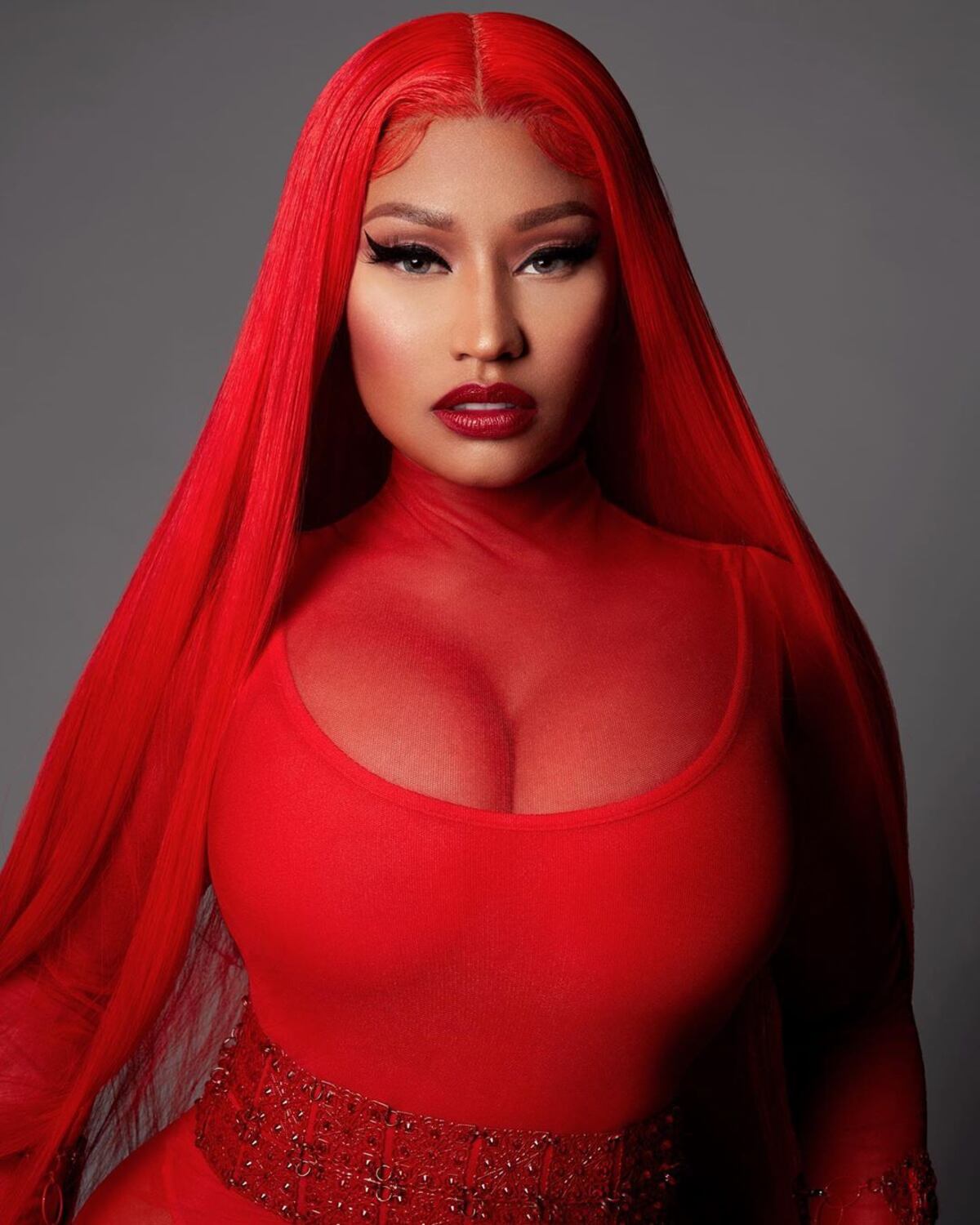 Qué pipón. Nicki Minaj revela su primer embarazo de manera extravagante +Fotos