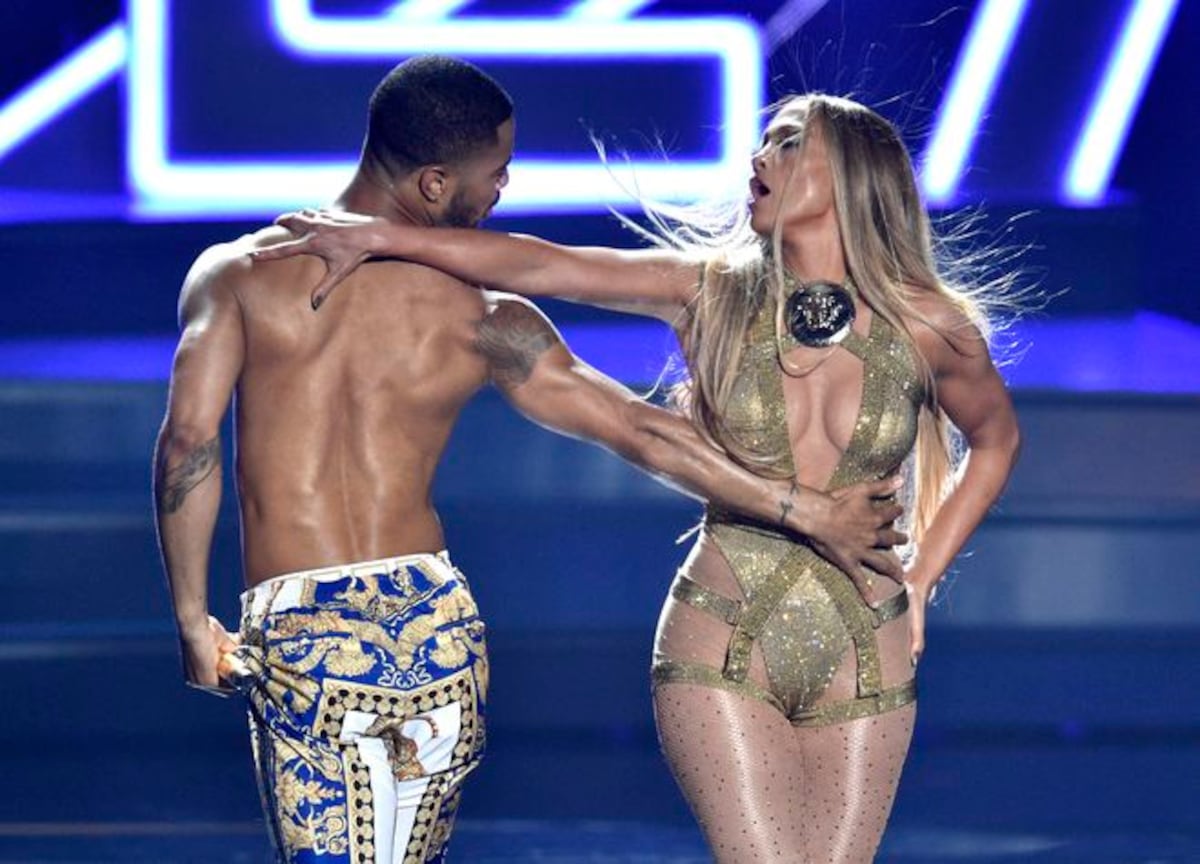 Jennifer López hace historia en los MTV y sigue dejando bien a los latinos