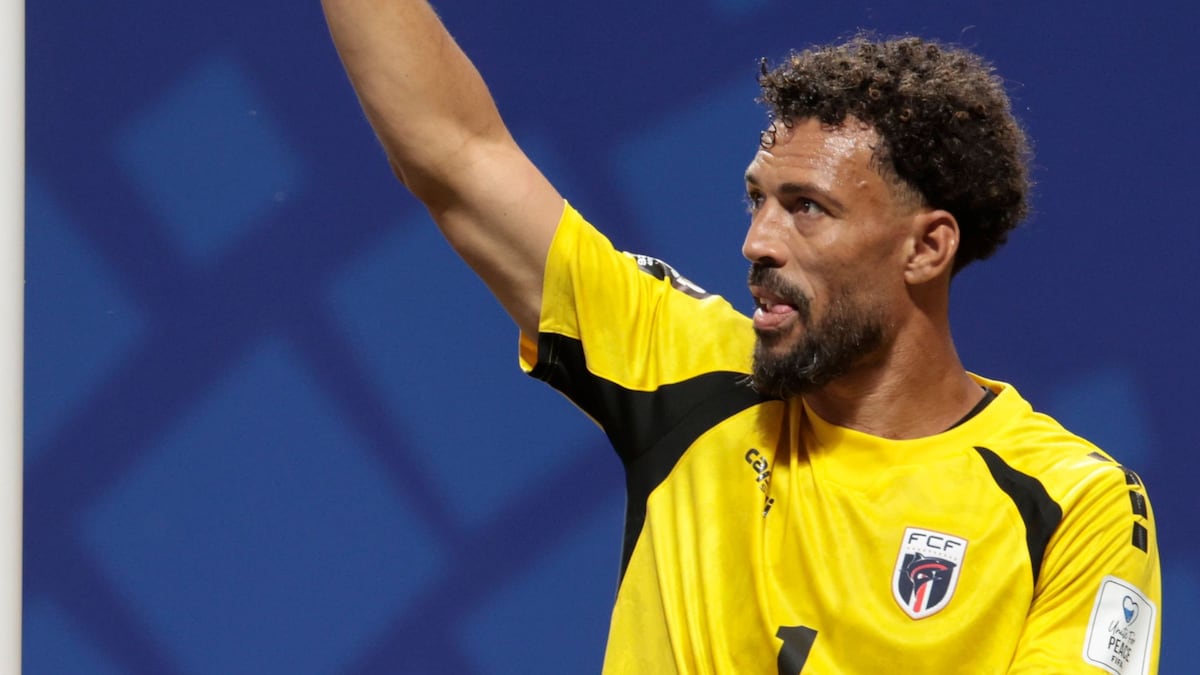 Colo Colo ficha al héroe caboverdiano Vozinha