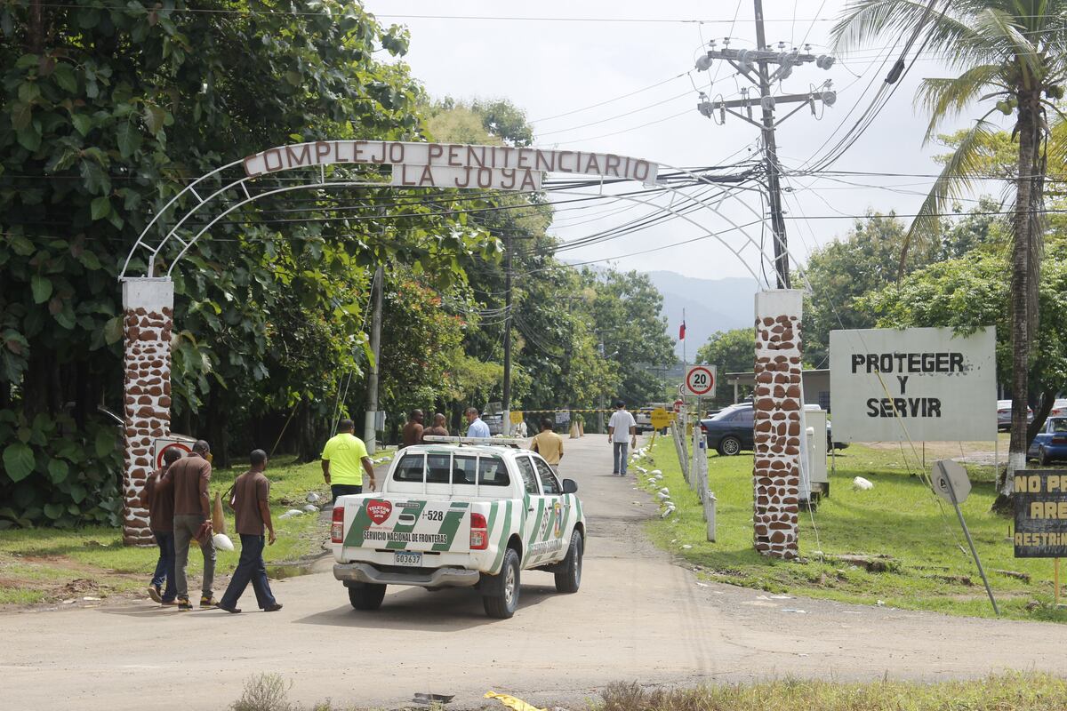 Ponchera desde La Joya. Extorsionó a mujer que le envió fotos íntimas