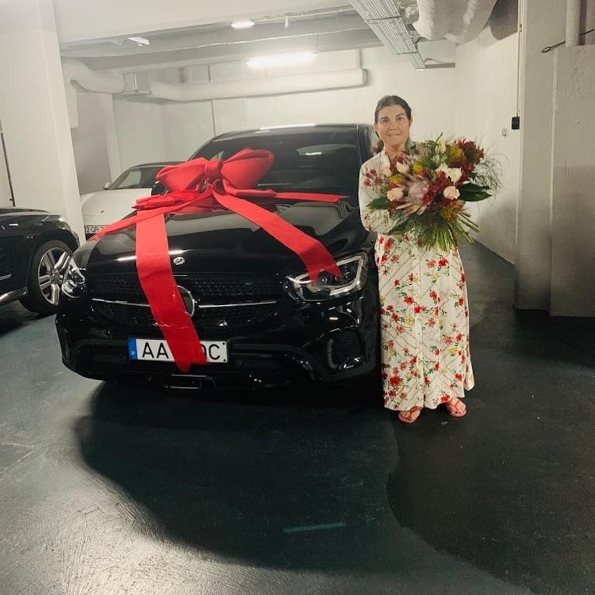 Qué nivel ‘hio’. Cristiano le regala a su mamá un Mercedes-Benz