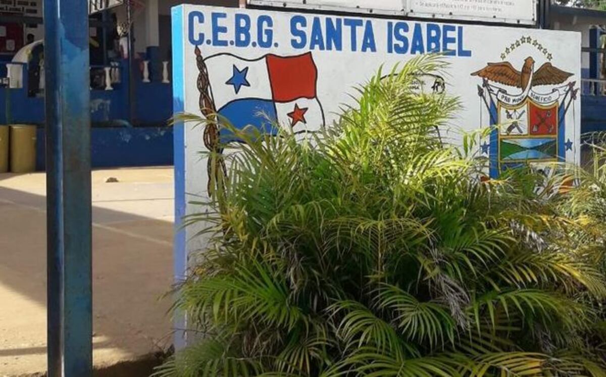 LADRONES NO RESPETAN LAS ESCUELAS. Se roban hasta la educación de nuestros hijos