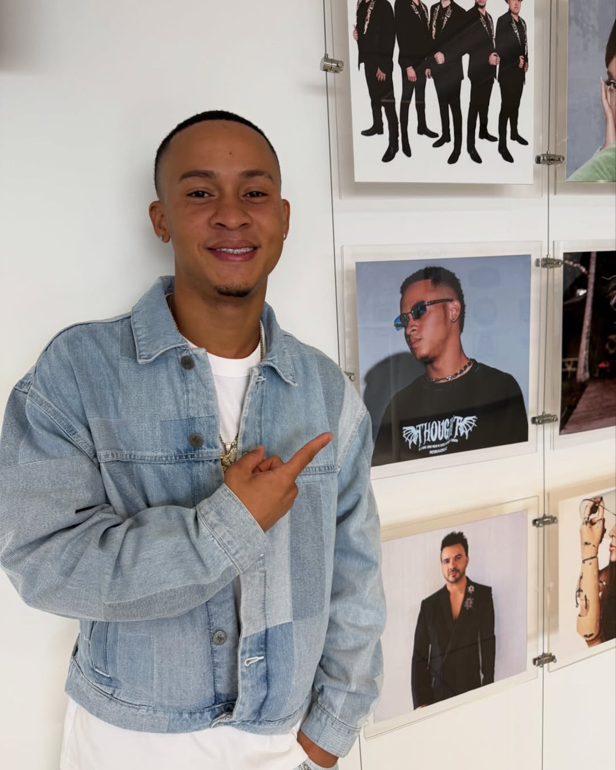 Panamá la sigue rompiendo: Astronazzy y Valentino GRM se suman a Barbel en firma con Universal Music