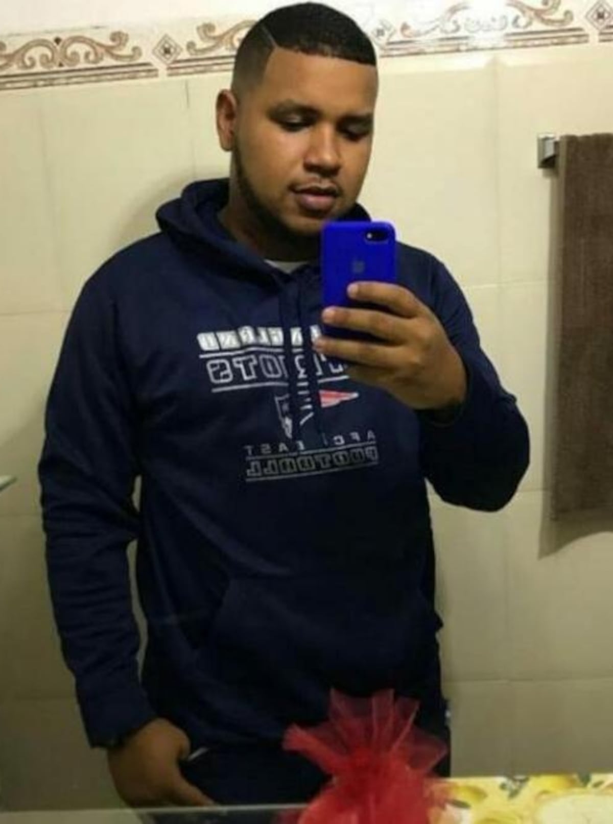 Buscan a homicidas. De joven de 23 años que fue asesinado en una cancha de baloncesto en Don Bosco