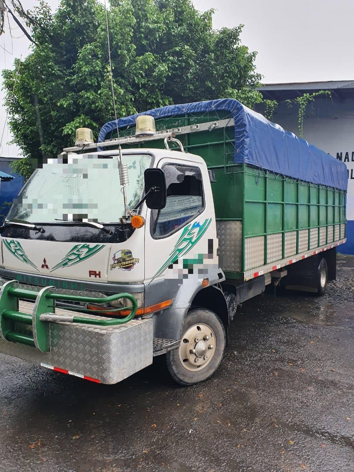 Linces descubren a camionero con droga en San Miguelito
