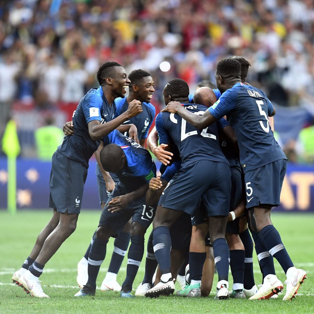 Román Torres podría tener un compañero campeón del mundo en el Inter